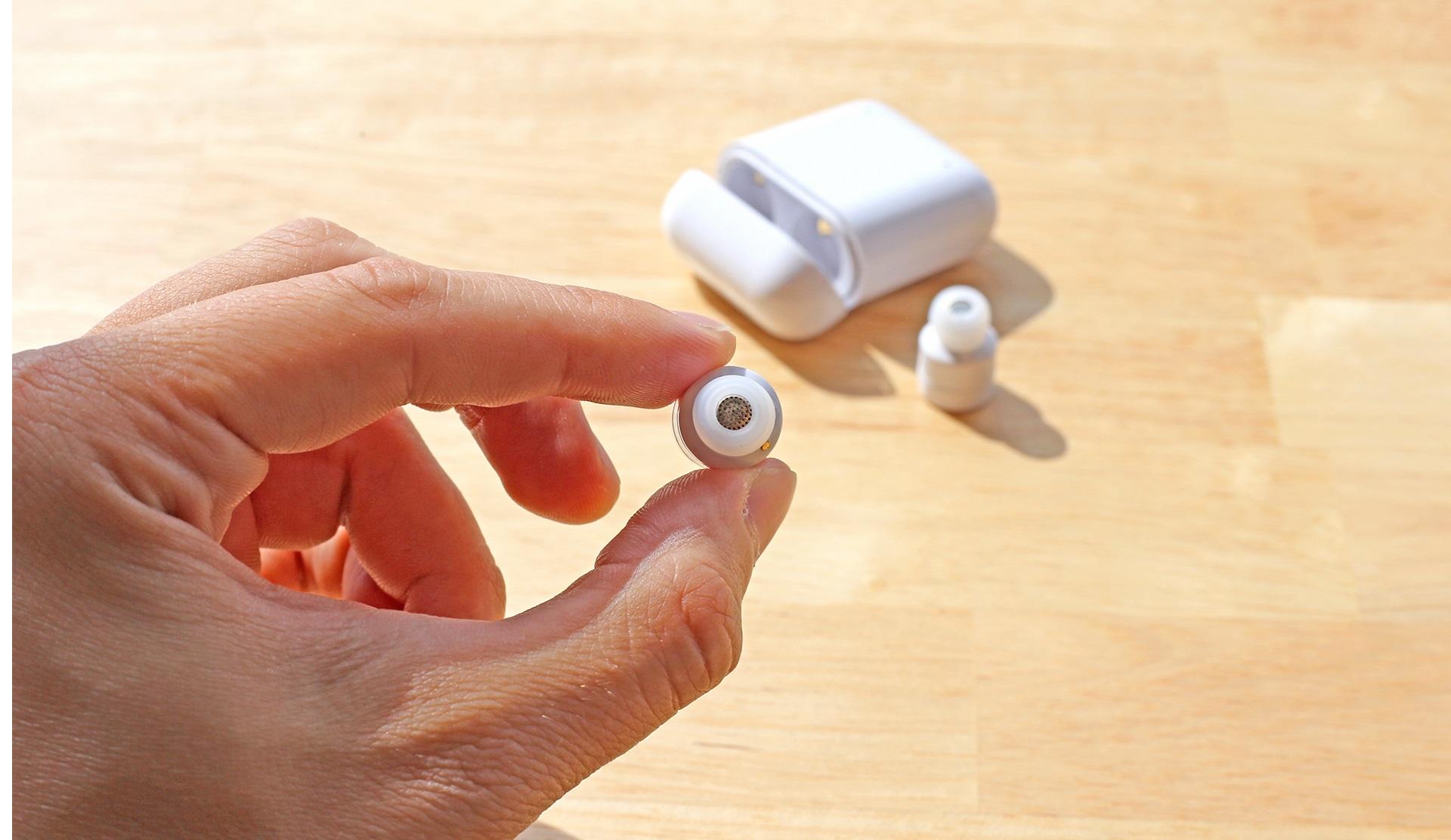 Indiegogo Project: Introducing Touch – world’s smallest wireless earbud