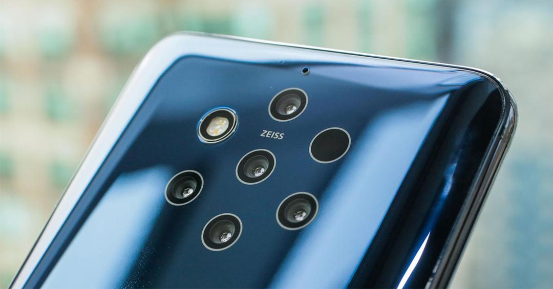 The Nokia 9 Pure View fascinates with five cameras in total