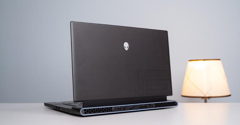 Alienware m15 R3 Review: Powerful Laptop With Some Minor Issues