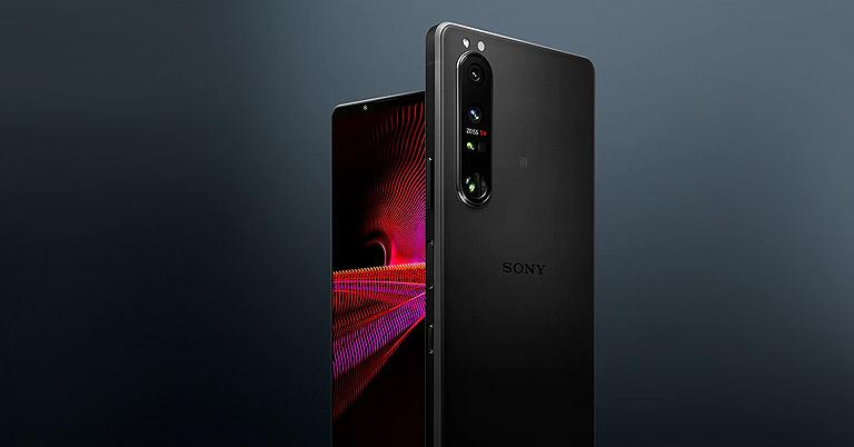 Sony Xperia 1 III brings a 4K 120Hz OLED screen and a variable telephoto lens