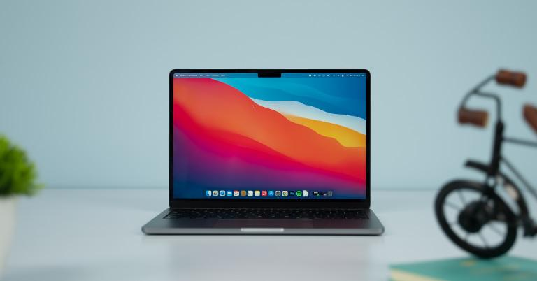 Apple MacBook Air M2 (2022) Review: Heir To The Air