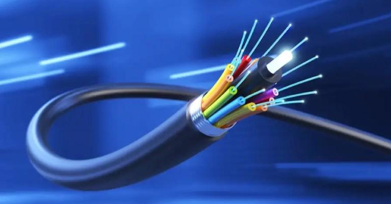 Scientists achieve a record 1.84 Petabit/s of data transfer over single fiber optic cable