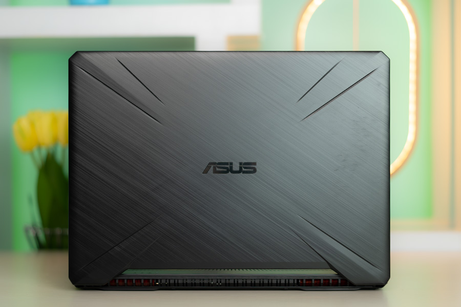 Asus TUF FX505 DD review design