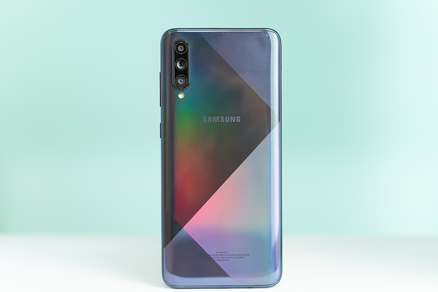 samsung galaxy a70s design back gradient pattern