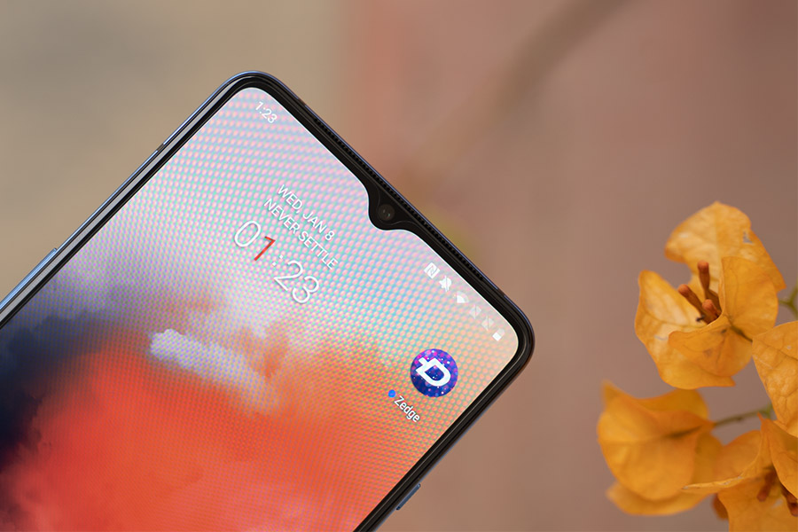 OnePlus 7T Front Camera 1