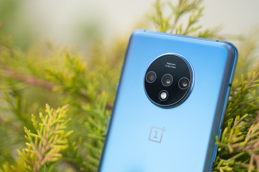 OnePlus 7T Triple Rear Cameras 2