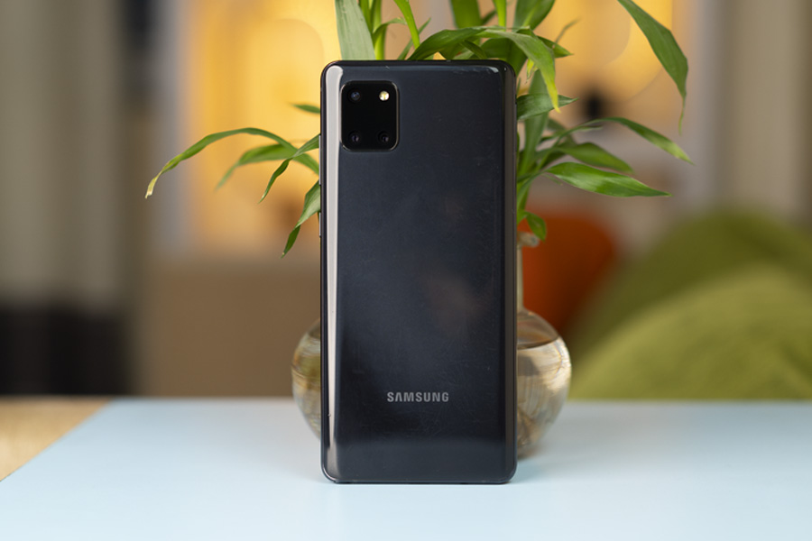 Samsung Galaxy Note 10 Lite Design Triple Rear Cameras