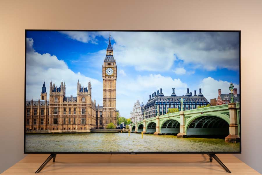 Samsung TU8000 55 4K TV - Display