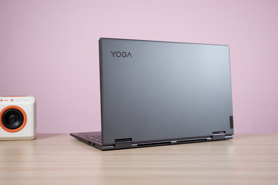 Yoga 7i - Design 1