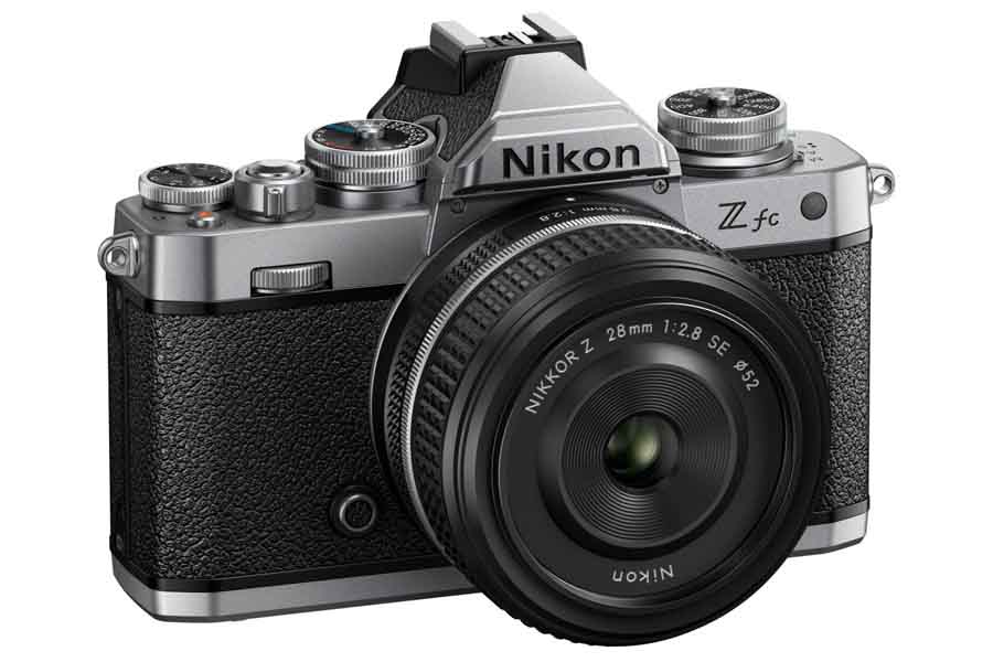 Nikon Z fc Design and Body