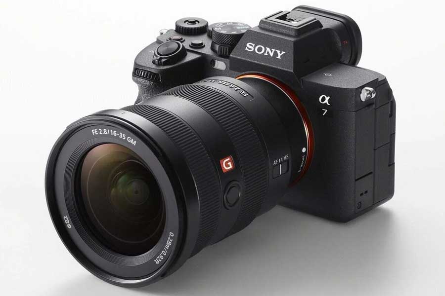 Sony a7 IV Design