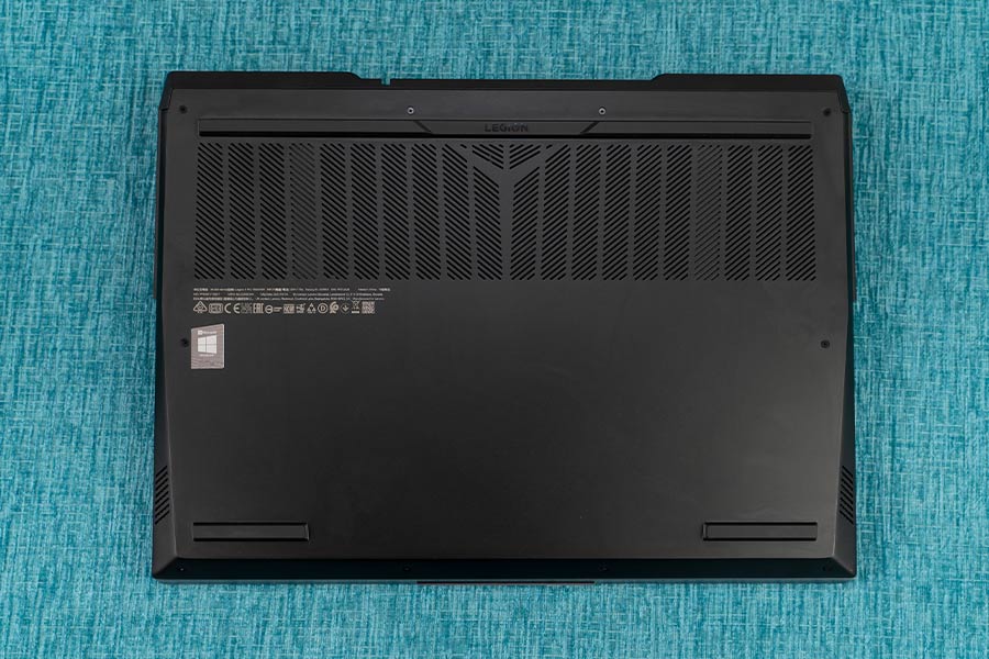 Lenovo Legion 5 Pro - Back Panel