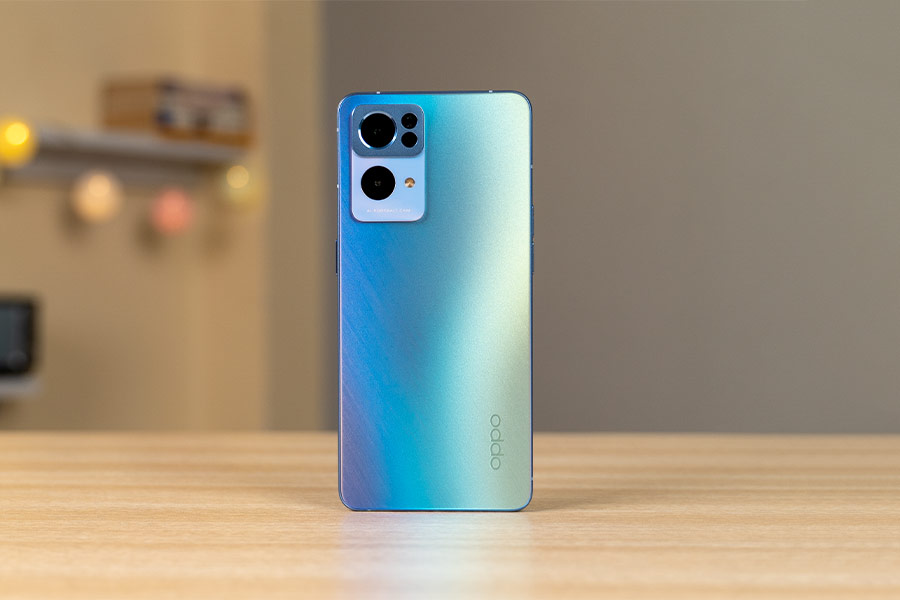 OPPO Reno 7 Pro - Design 1