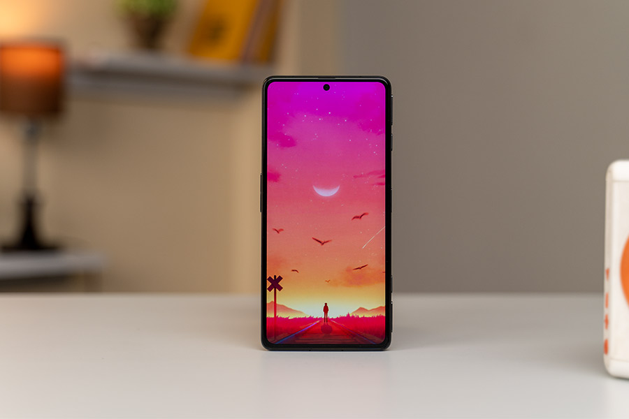 POCO F4 GT - Display 1