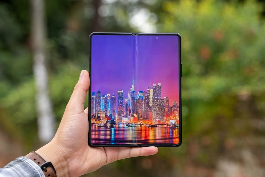 Samsung Galaxy Z Fold 3 - Display 2