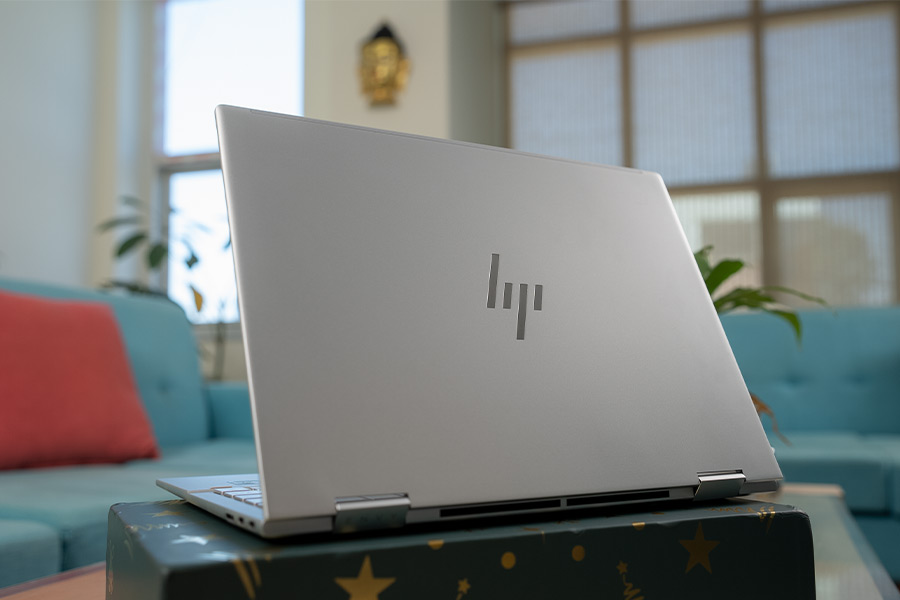 HP Envy x360 13 (2022) - Design 1