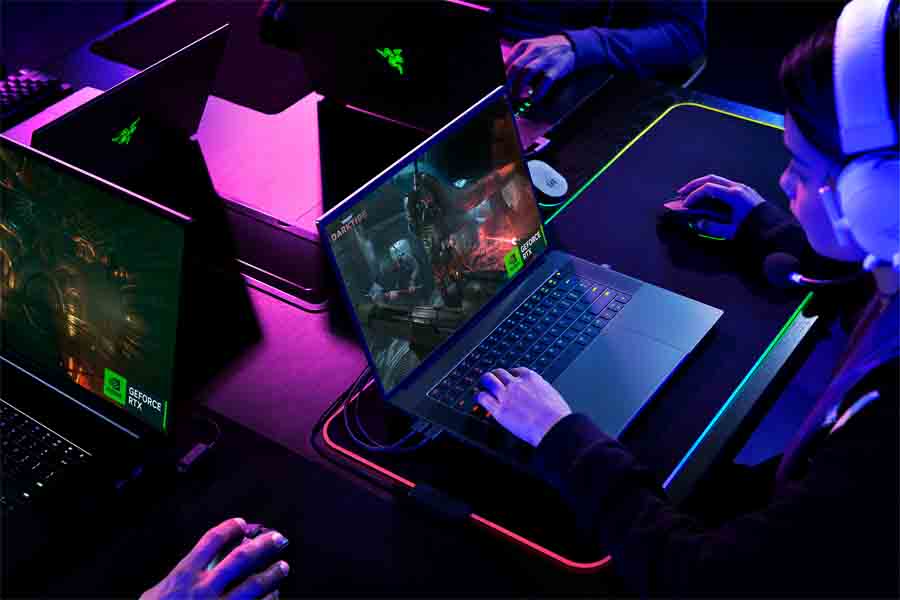 Razer Blade 16 Gaming