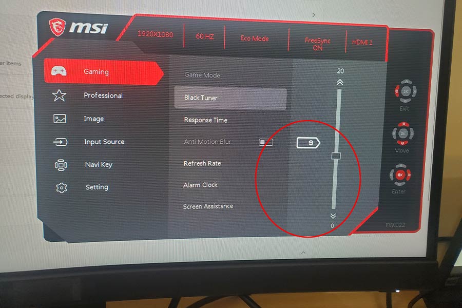 MSI Optix MAG241c monitor lines