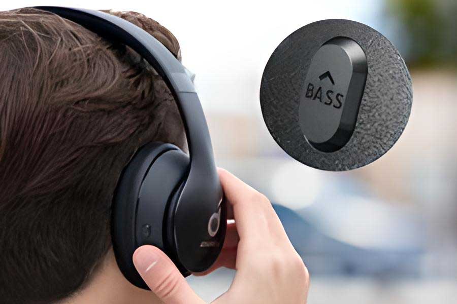 Anker Soundcore Life Q10i BassUp technology